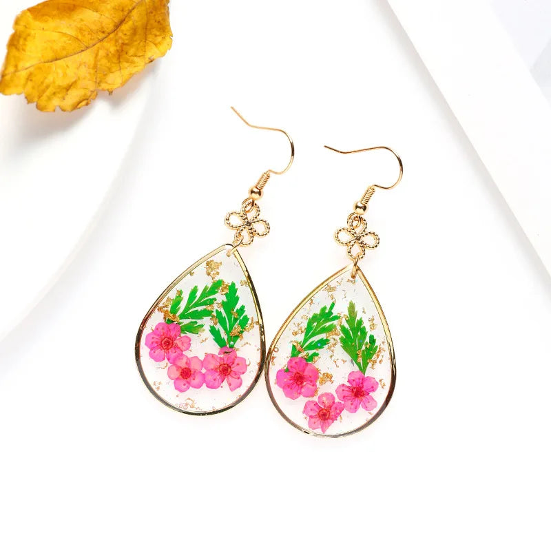 Unique Dried Flower Earrings Women Fashion Colorful Real Floral Earrings Creative Resin Epoxy Immortal Flower Earrings Jewelry