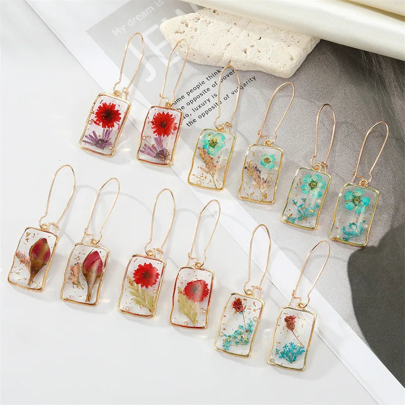 Fashion Earrings for Women Creative Real Flower Earrings Resin Epoxy Immortal Flower Jewelry Unique Dried Floral Earrings Girls