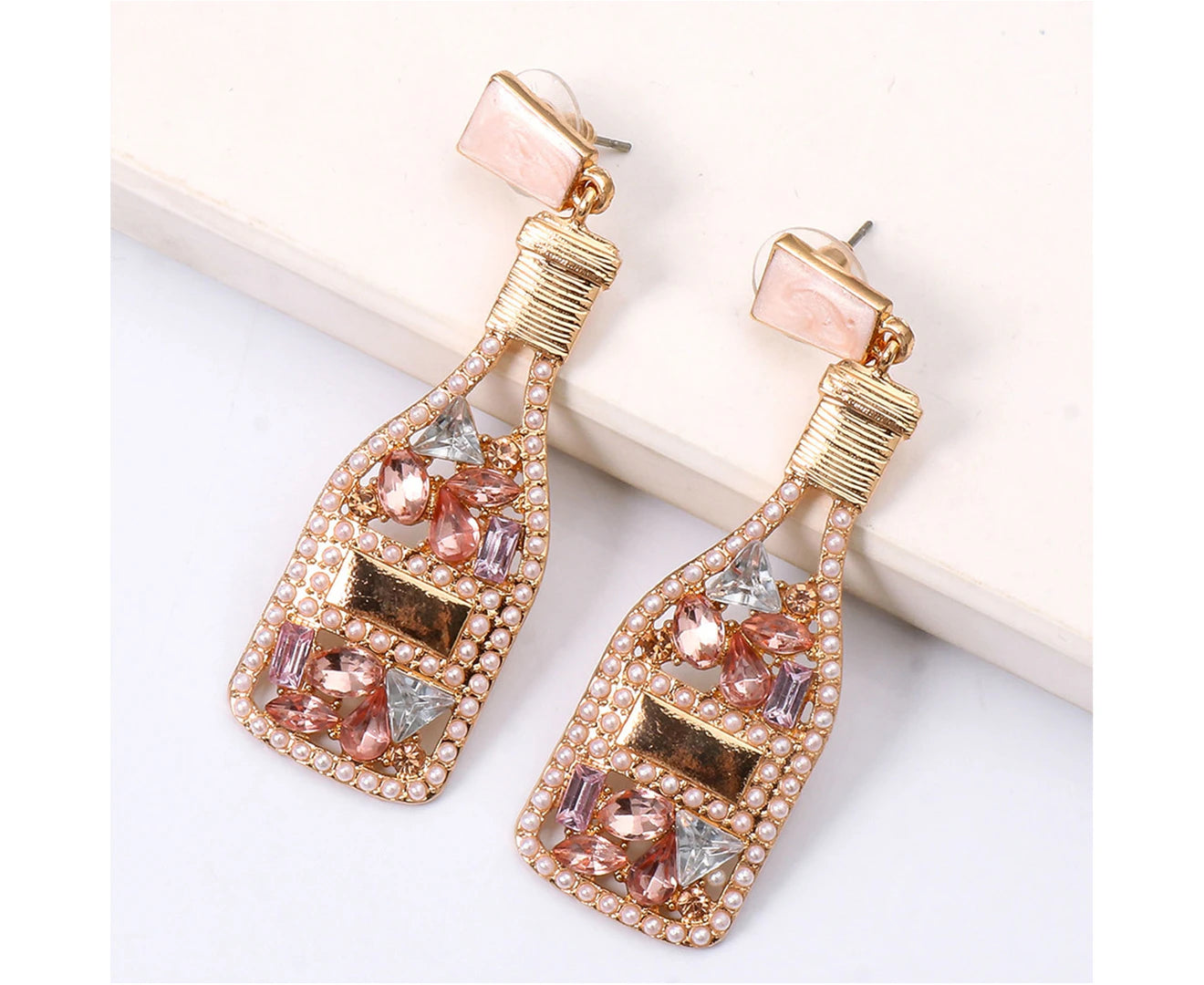 1 Pair Women Earrings Wine Bottle Rhinestones Creative Vintage Long Lasting Dangle Earrings for Banquet - Pink