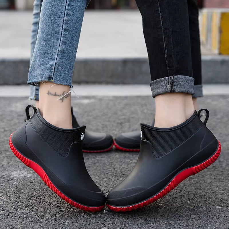 New Arrival Unisex Rubber Rain Boot Ankle Waterproof Non-Slip Chelsea Booties Easy on Fashion Couples Boots Boots Men Work Boots