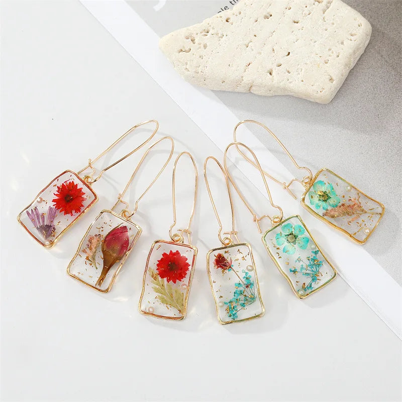 Fashion Earrings for Women Creative Real Flower Earrings Resin Epoxy Immortal Flower Jewelry Unique Dried Floral Earrings Girls