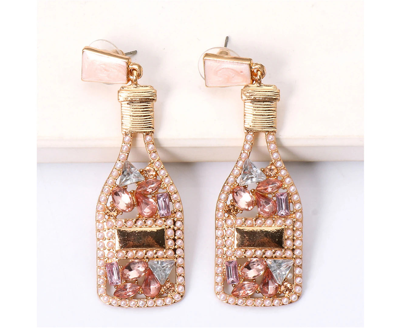 1 Pair Women Earrings Wine Bottle Rhinestones Creative Vintage Long Lasting Dangle Earrings for Banquet - Pink